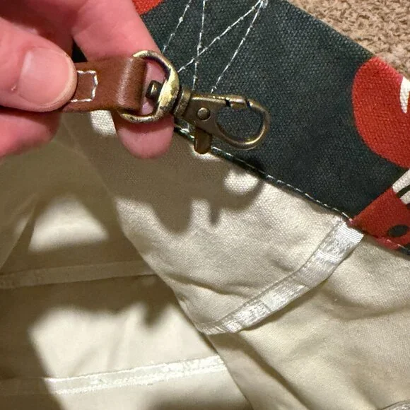 MAIKA Woven Market Tote Bag NWT Mushroom Pattern Vegan Leather - Picture 6 of 9